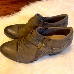 Earth Origins Angel Stone Leather Bootie